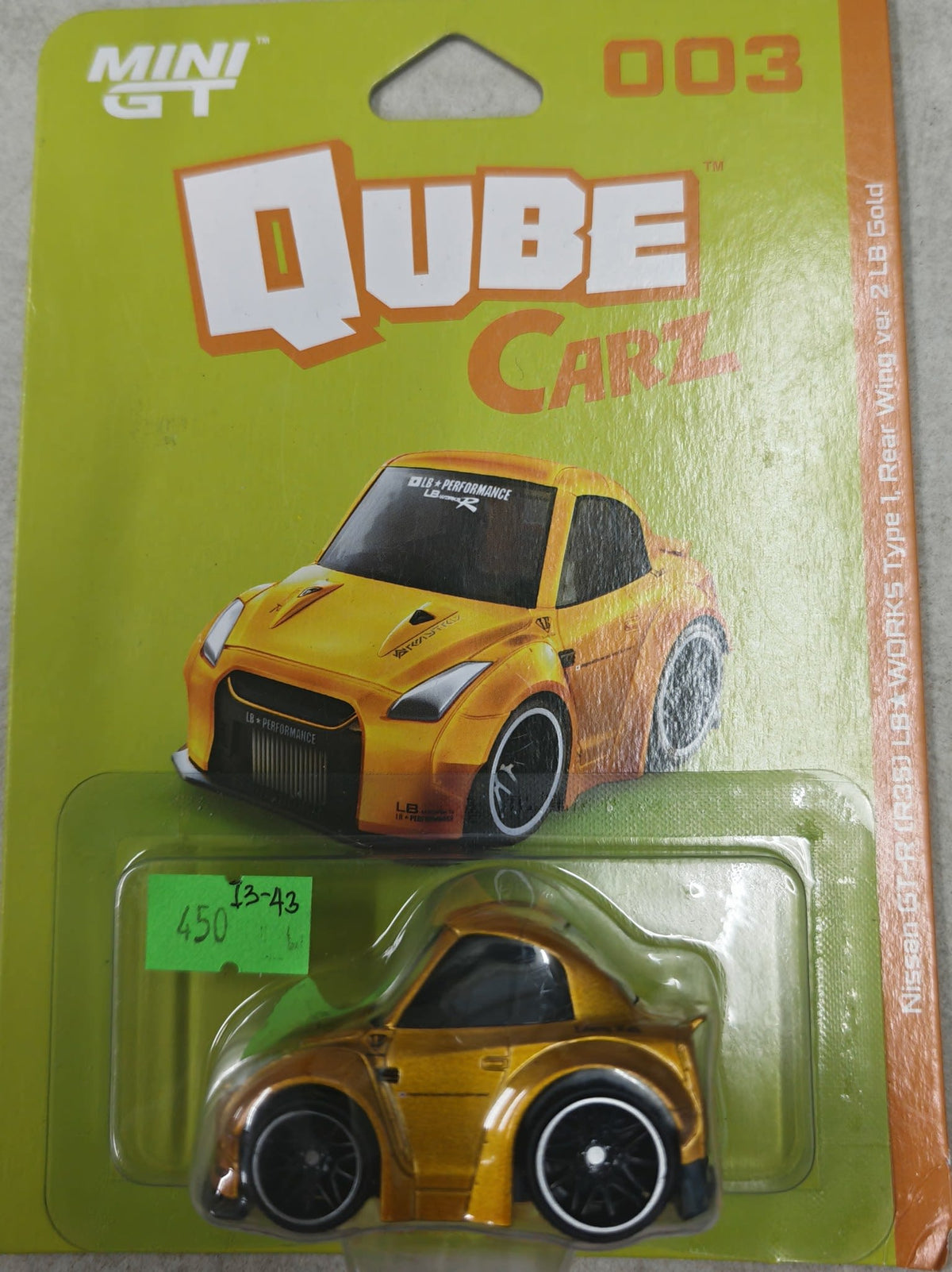 Mini GT Qube Carz Nissan GT-R (R35) LB★WORKS Type 1 Rear Wing Ver. 2 LB Gold #003