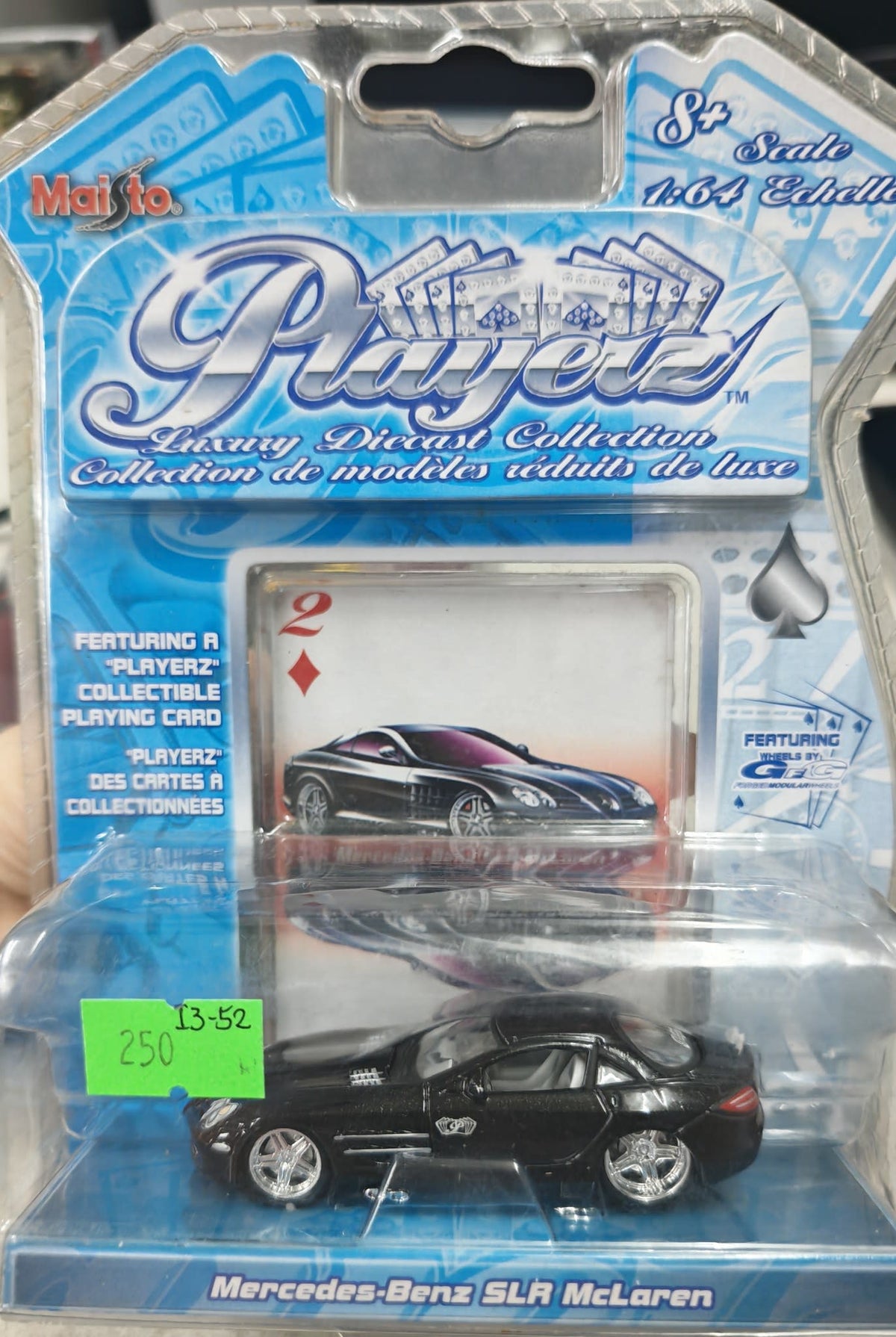 Maisto Playerz Luxury Diecast Collection Mercedes-Benz SLR McLaren