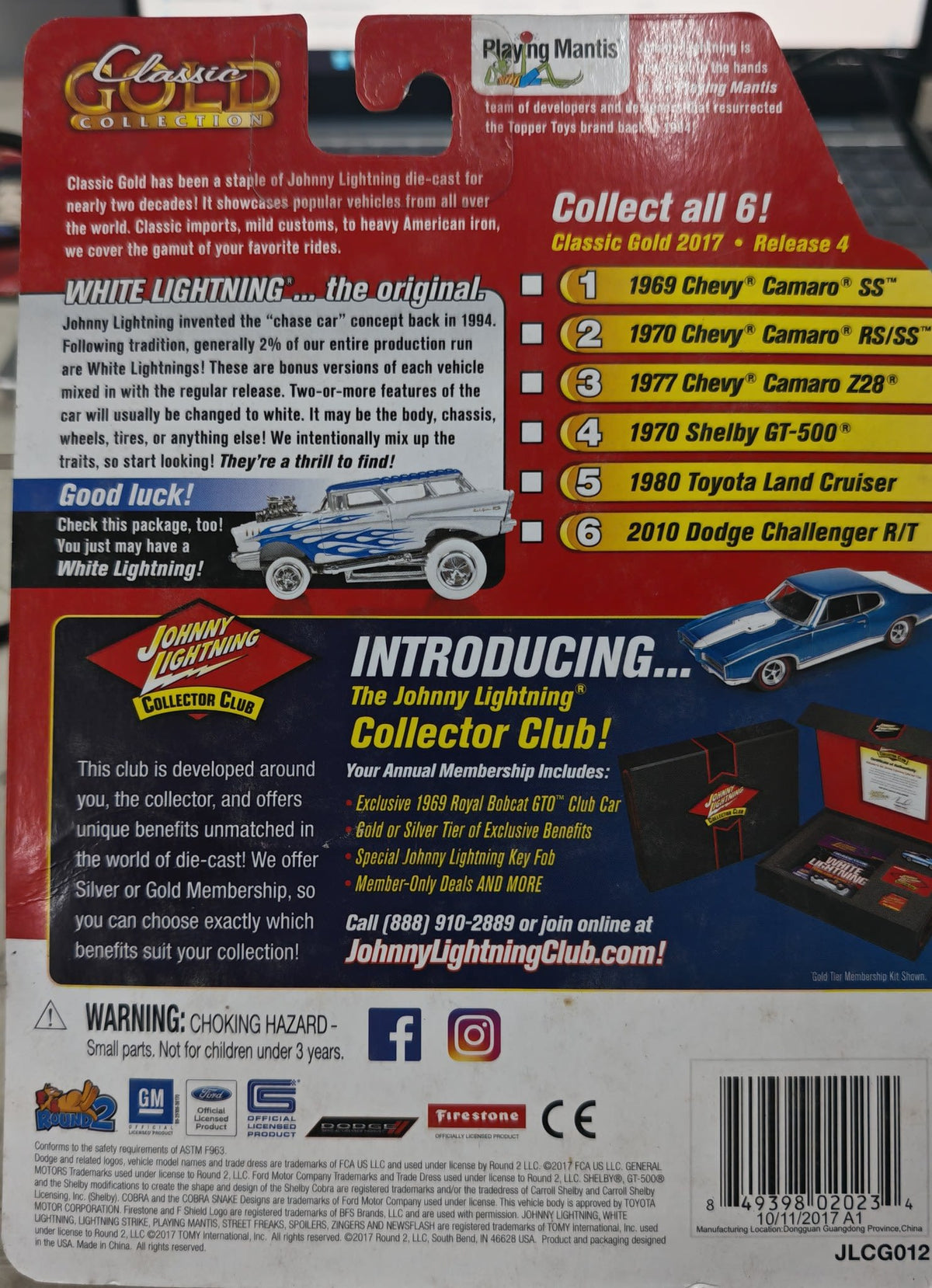 Johnny Lightning Classic Gold Collection Toyota Land Cruiser - view 2