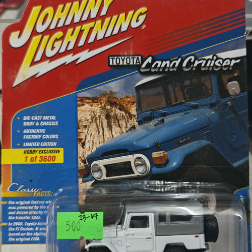 Johnny Lightning Classic Gold Collection Toyota Land Cruiser