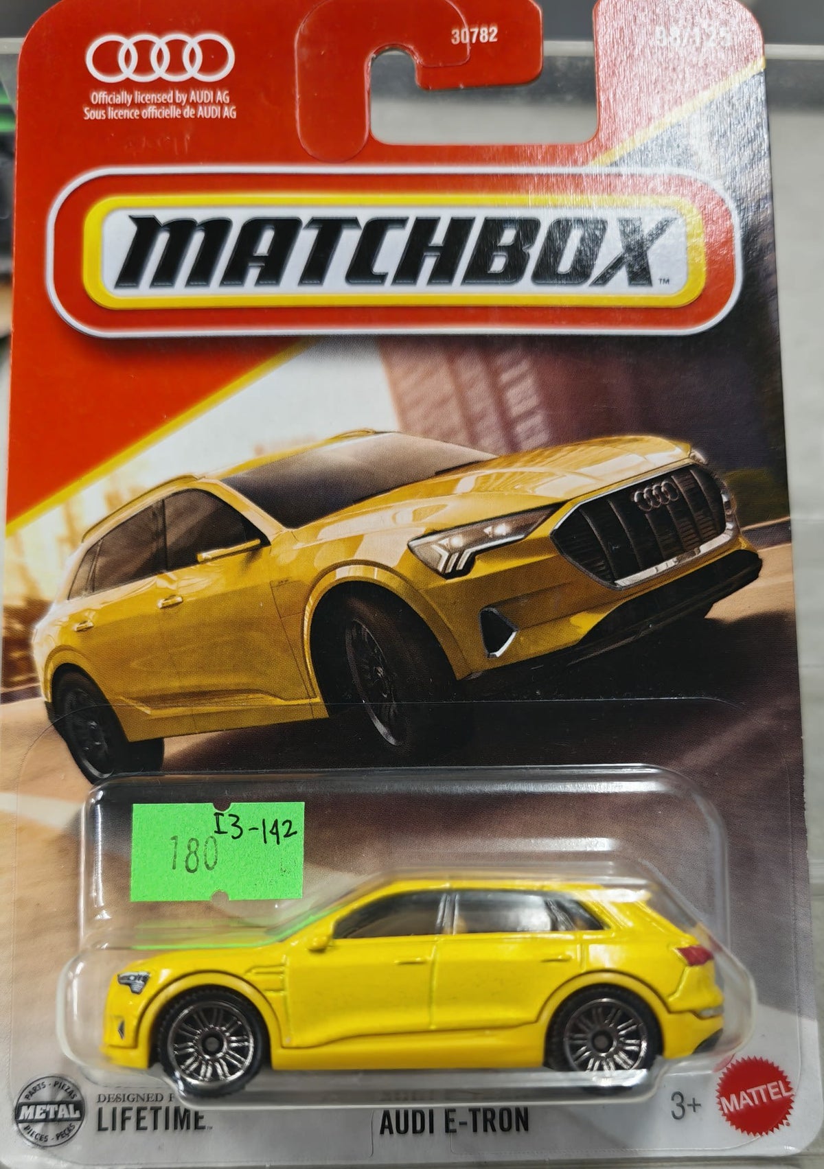 Matchbox Matchbox Basic Audi E-Tron #30782