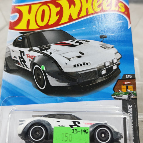 Hot Wheels HW Dream Garage Mazda MX-5 Miata #1/250