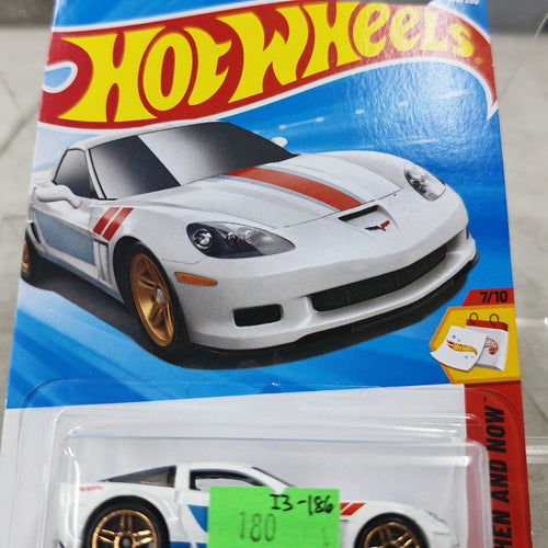 Hot Wheels Then and Now '11 Corvette Grand Sport #7/10