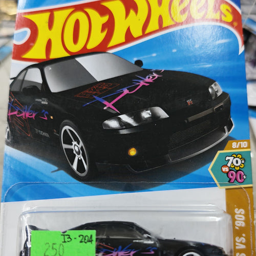 Hot Wheels HW: '70s vs. '90s Nissan Skyline GT-R (BCNR33) #144/250