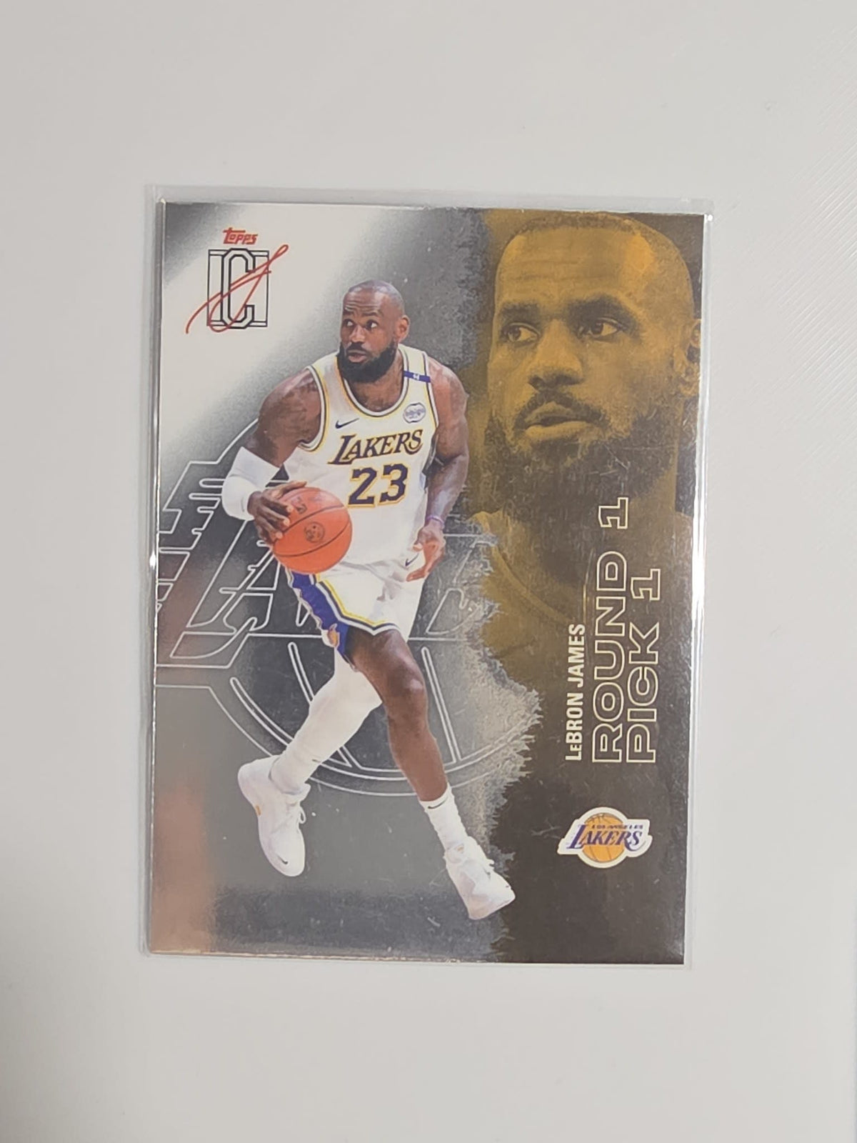 2025-26 Topps Round 1 Pick 1 LeBron James #51