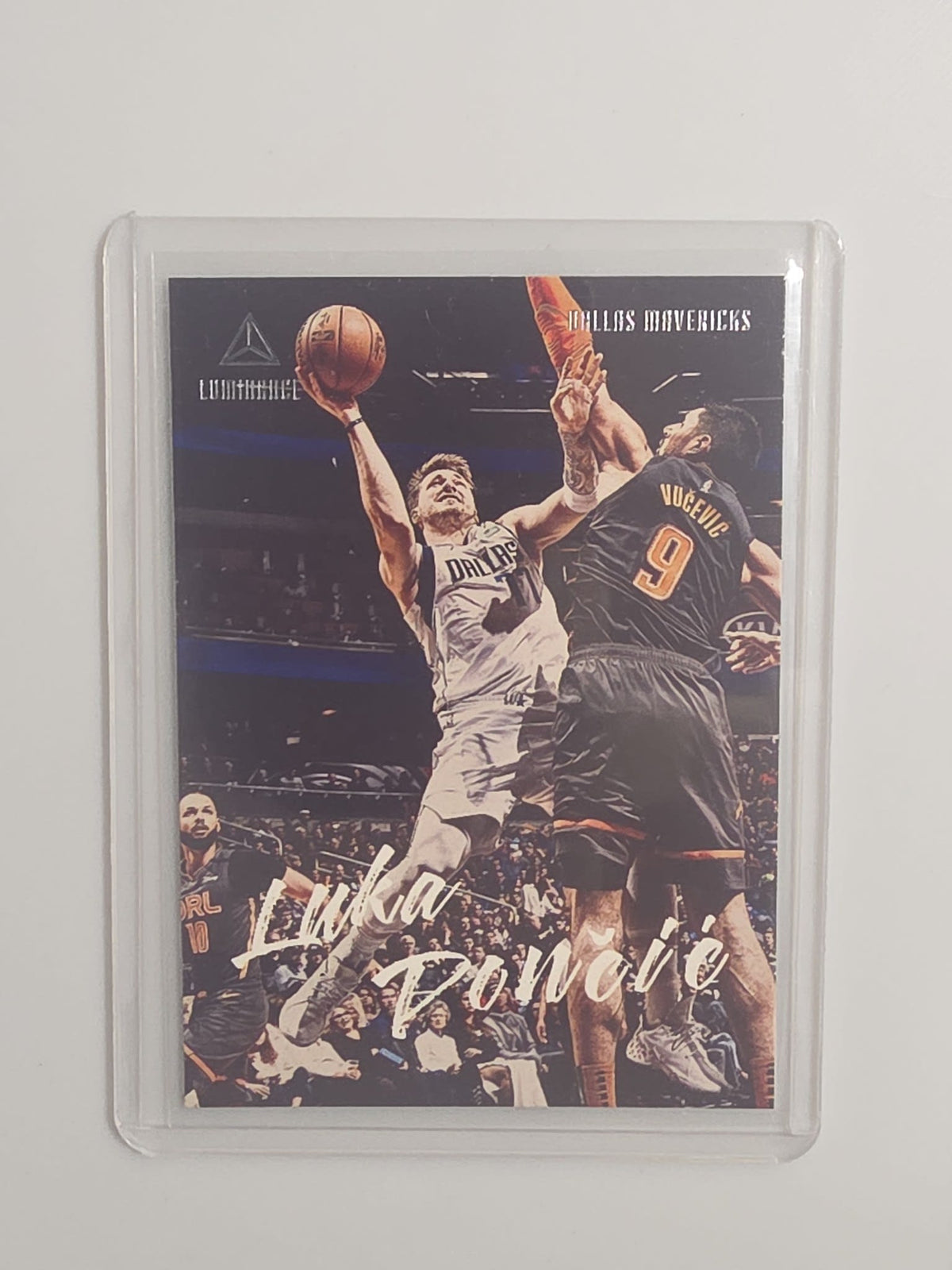 2019-20 Panini Chronicles Luminance Luka Doncic #159