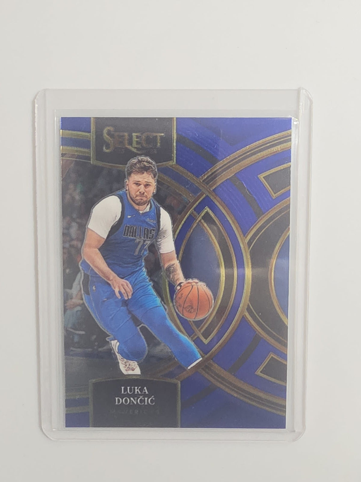 2023-24 Panini Select Premier Luka Dončić Blue #150