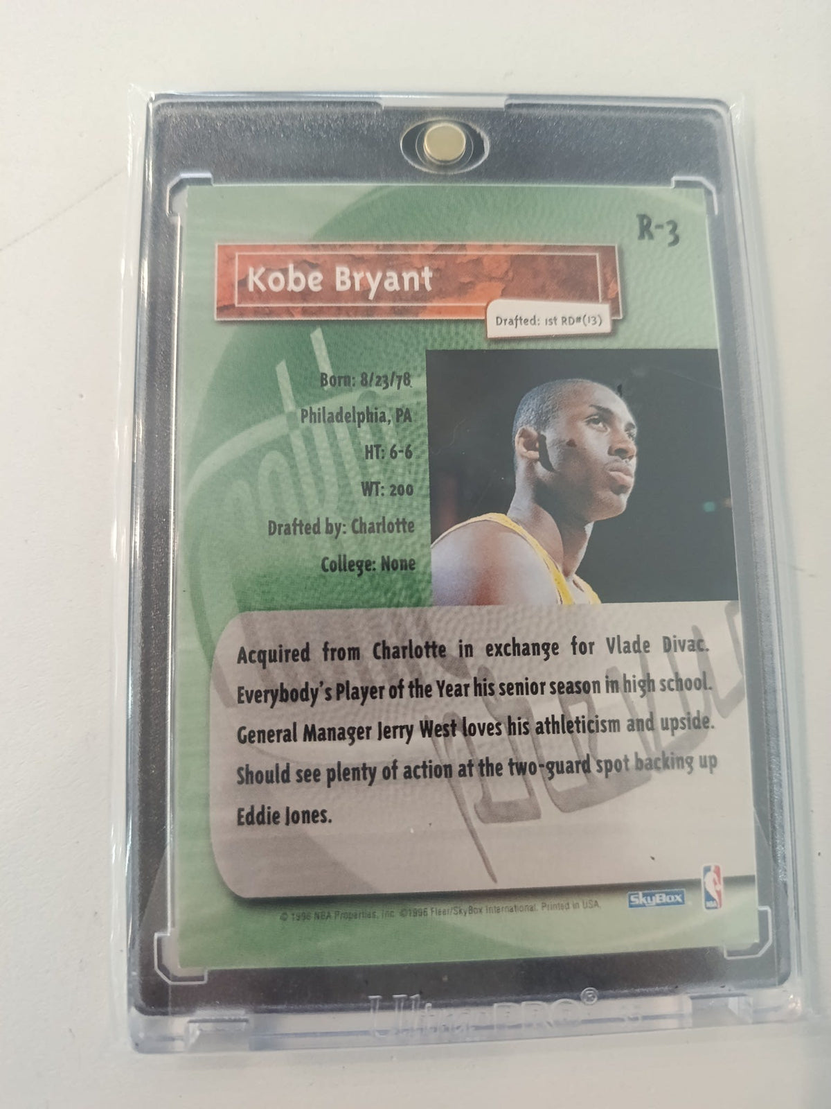 1996 Fleer/SkyBox SkyBox Premium Rookie Prevue Kobe Bryant #R-3 - view 2