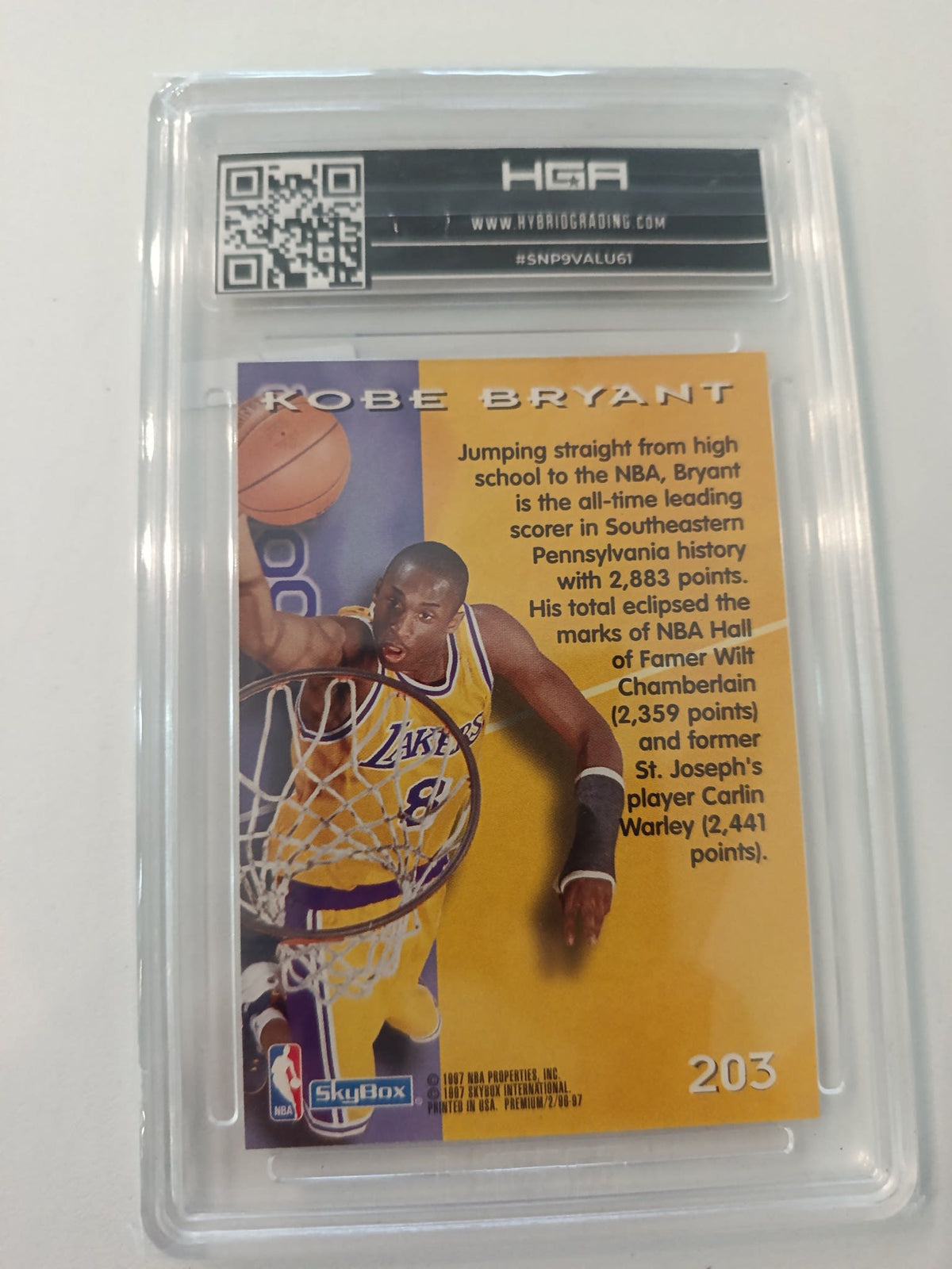 2000 Fleer Impact Kobe Bryant #90 Sportscard 8.5 - view 2