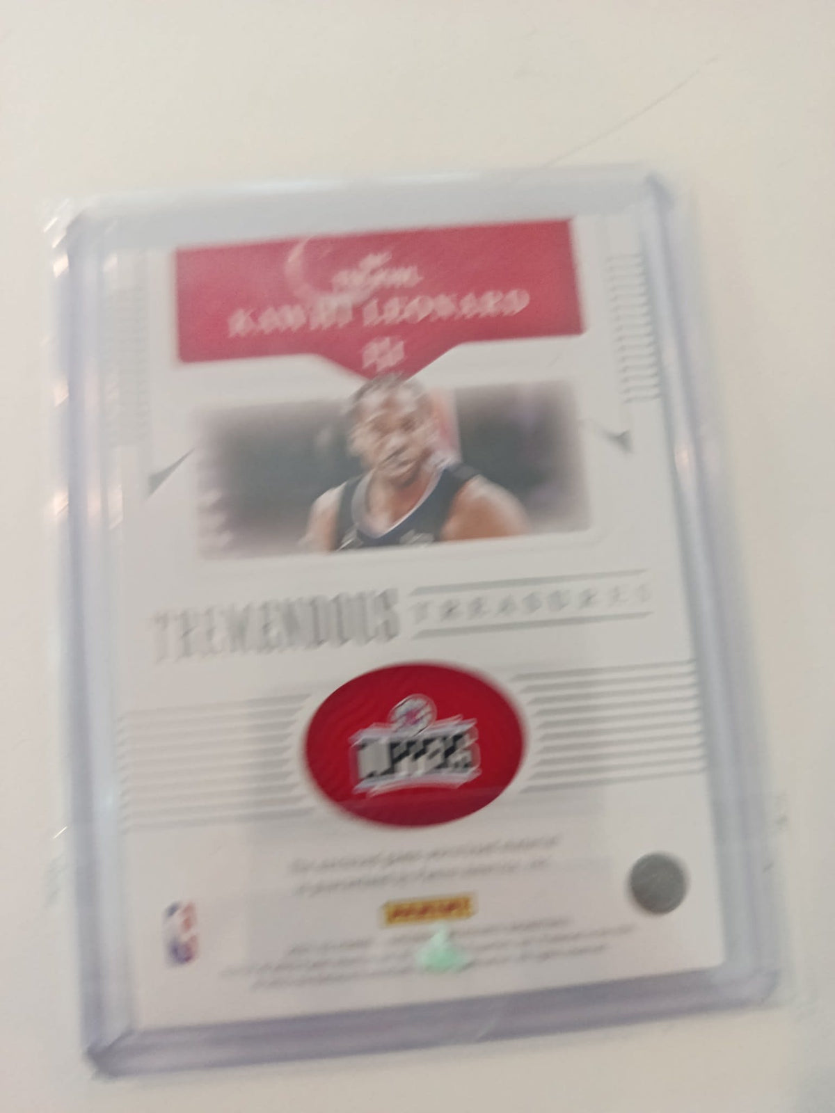 2019-20 Panini Illusions Tremendous Treasures Kawhi Leonard - view 2