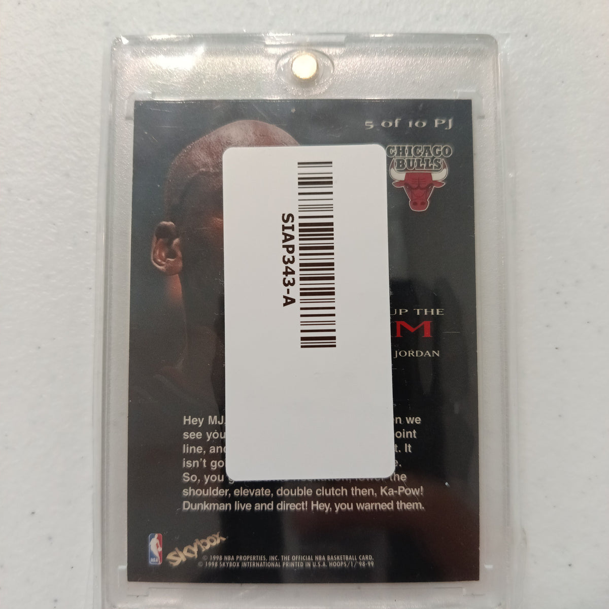 1998 Skybox NBA Hoops Pump Up the Jam Michael Jordan #5