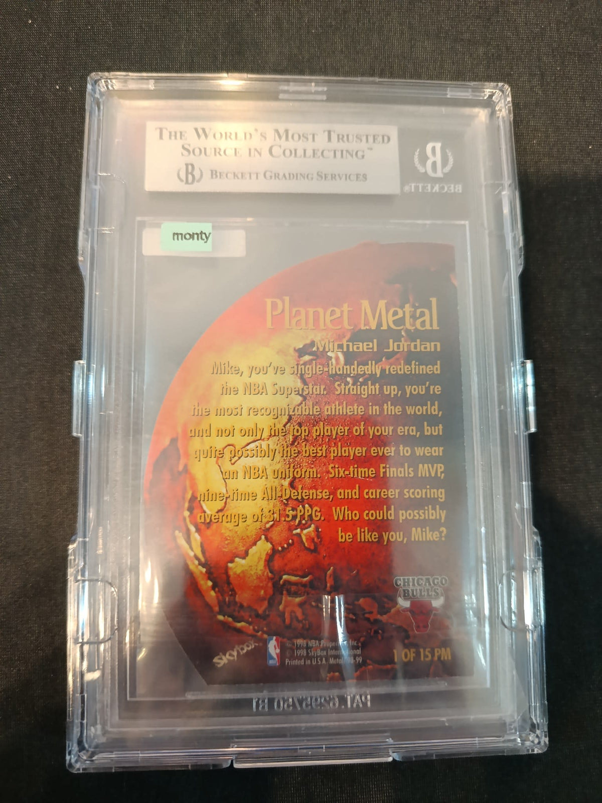 1996 Metal Universe Planet Metal Michael Jordan #23 Beckett 9 - view 2