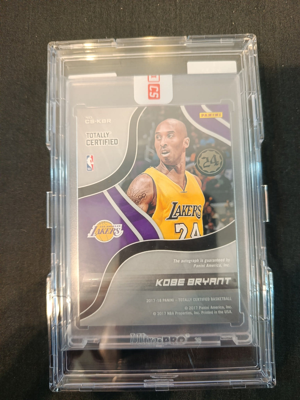 2017-18 Panini Totally Certified Choice Signatures Kobe Bryant Red #CS-KBR - view 2